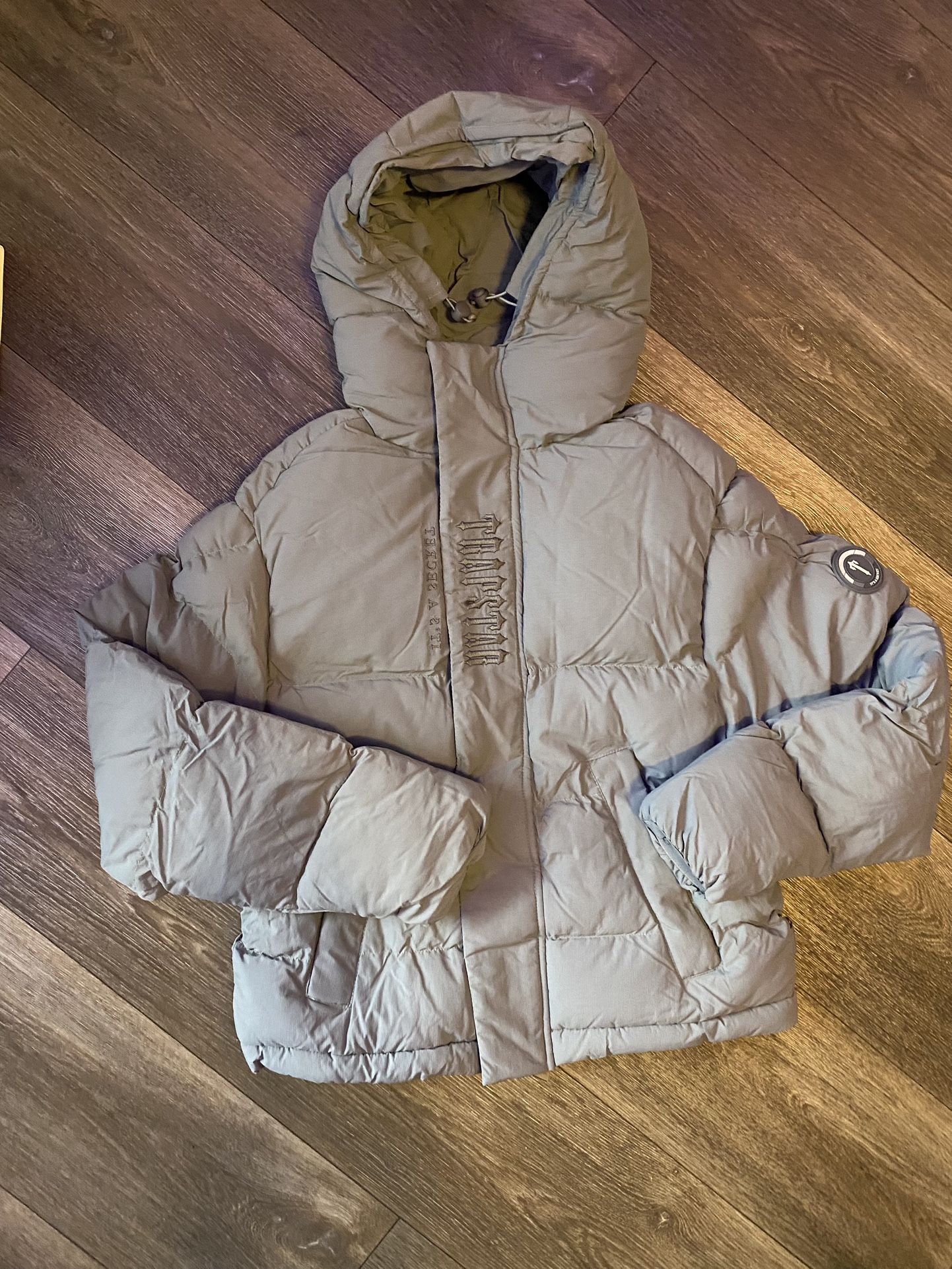 Trapstar Grey puffer Jacket size small