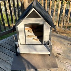 Dog House (In/outdoor)