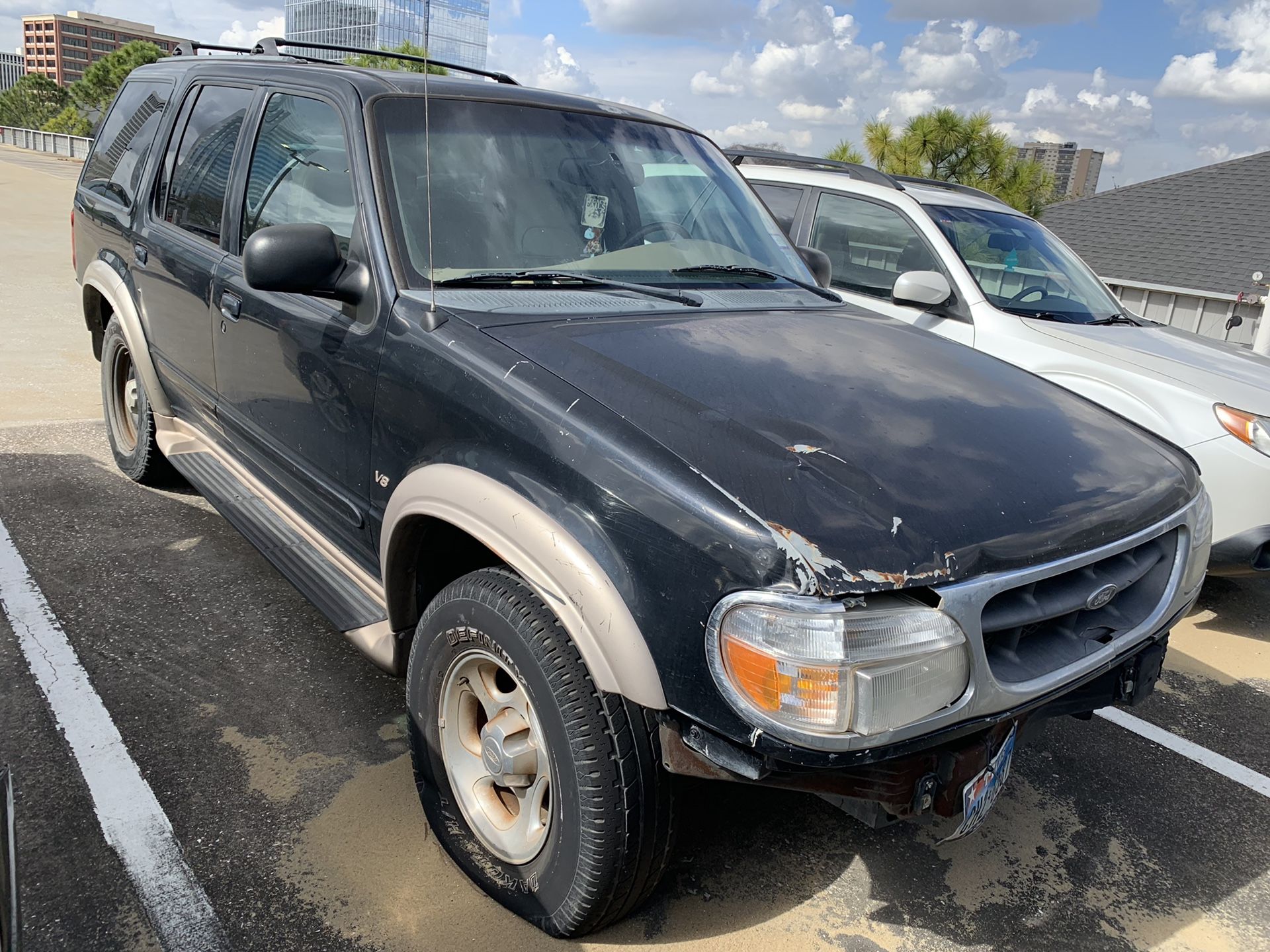 2000 Ford Explorer