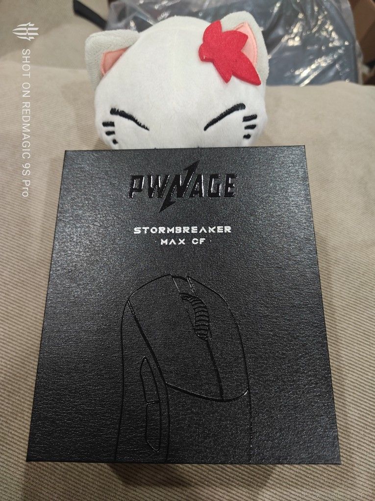 Pwnage StormBreaker Max CF Carbon Fiber Wireless Gaming Mouse Carnage Brand New Condition