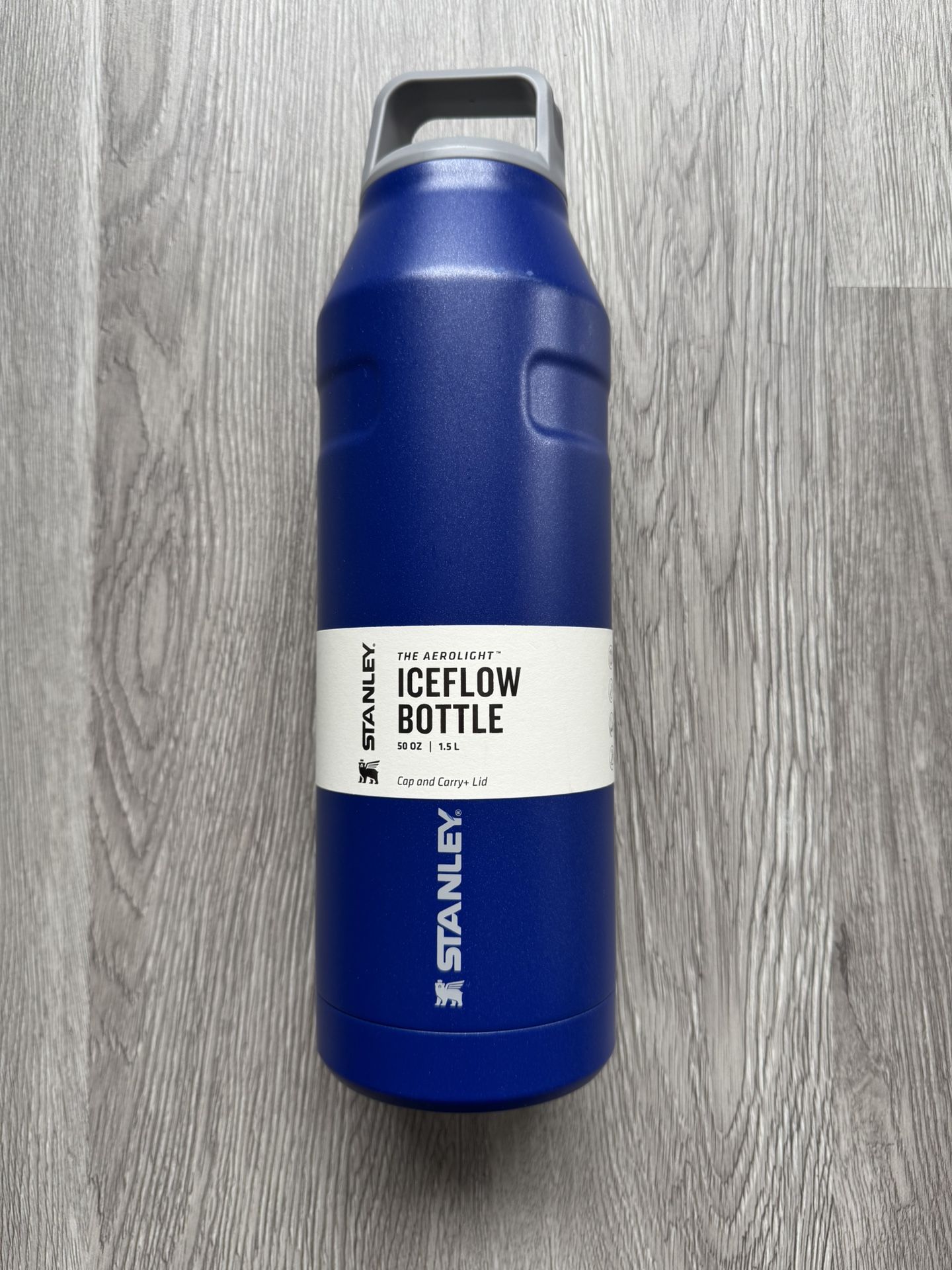 Stanley 50 oz/1.5 L Ice Flow Bottle w/Cap and Carry+ Lid Lapis Glimmer