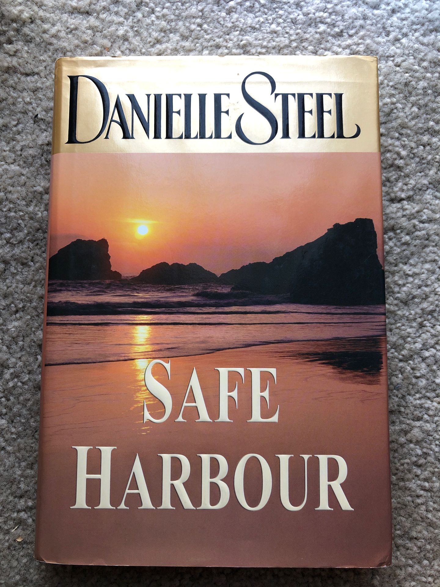 Safe Harbour (Hardcover)
