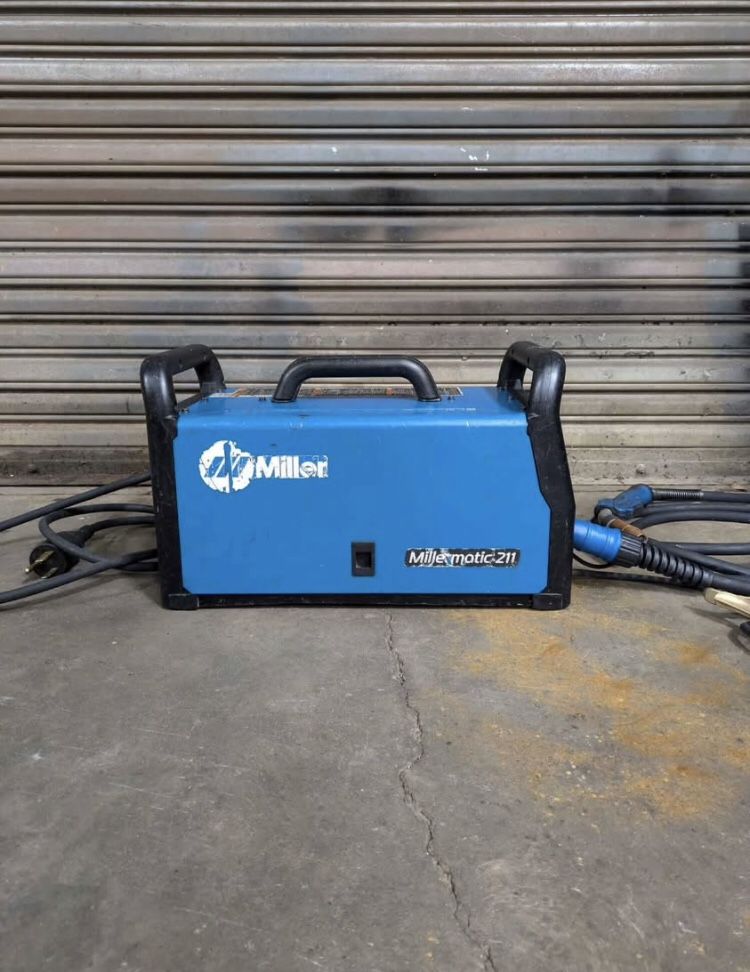 Miller Millermatic 211 Welder