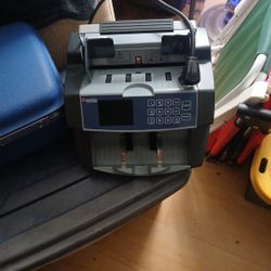 Cassida 6600 UV/MG Business Grade Digital Currency Counter. 