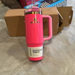 New Stanley 30oz Pink Parade