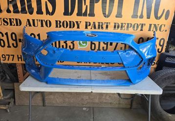 2016-2018. Ford focus   rs   front bumper cover oam