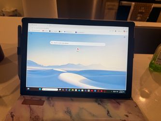 Microsoft Surface pro w/ case + pen
