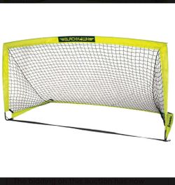 Franklin Blackhawk Portable Pop-Up Soccer Goal