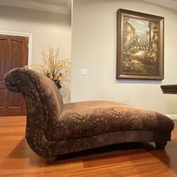 Ashley Furniture Chaise lounge