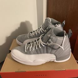 Air Jordan 12 Retro (Size 12)