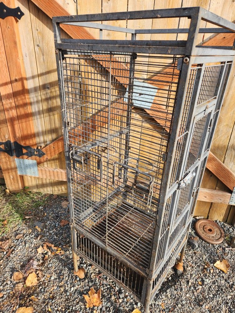 Large Bird Cage