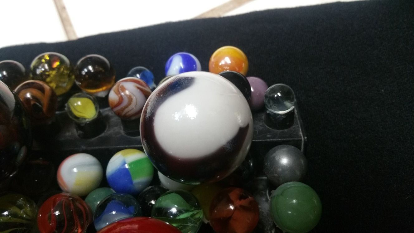 Flat Glass Marbles for Sale in Los Angeles, CA - OfferUp