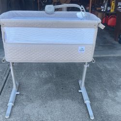 Cloud Baby Bassinet