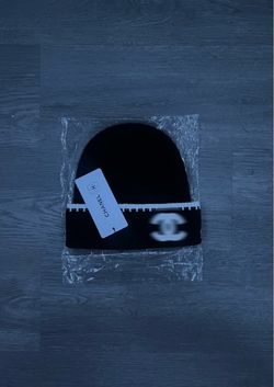 Black And White ( Beanie )