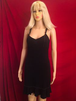 Form-Fitting Black GUESS Sundress, Adjustable Straps