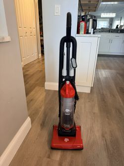 Dirt Devil Endurance Compact Vacuum Cleaner