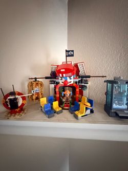One piece LEGO set