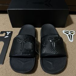 NEW Nike Kobe Bryant Offcourt Slide Triple Black (2025) Size 14