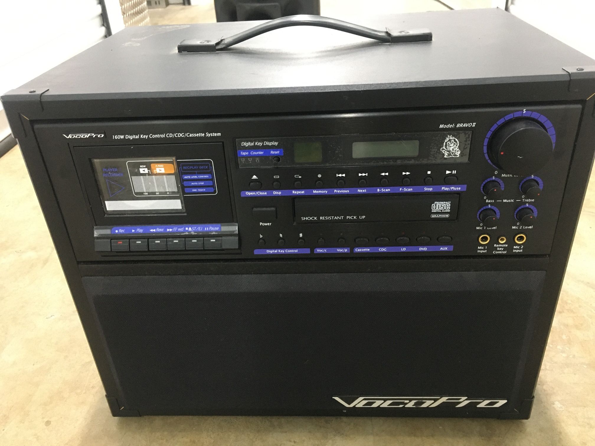 VocoPro Bravo II - 160 Watt Karaoke Amplifier