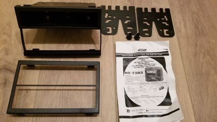 METRA CAR STEREO INSTALLATION KIT (99-7505)