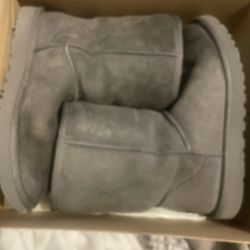 Uggs Size 8