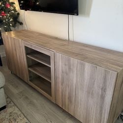 Tv Unit IKEA BESTA 