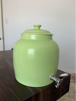Green ceramic water dispenser