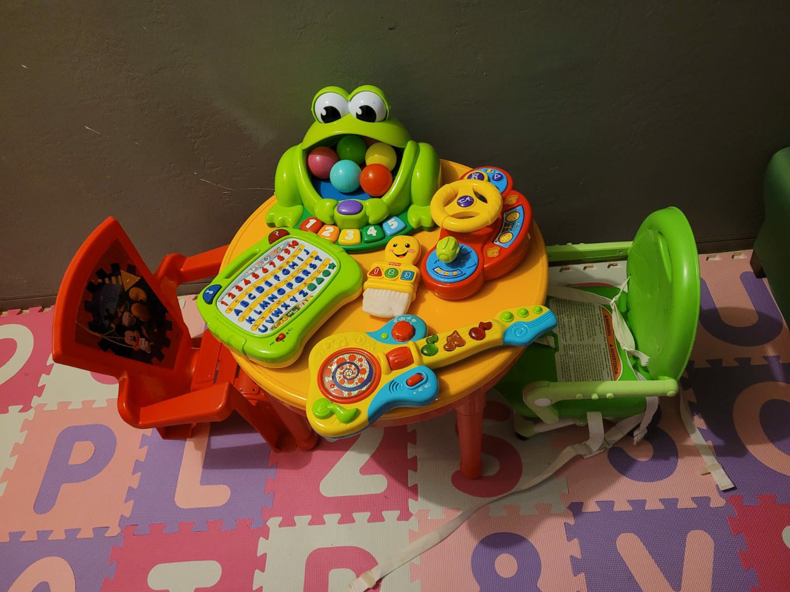 BABY TABLE WITH TOYS AND 2 CHAIRS