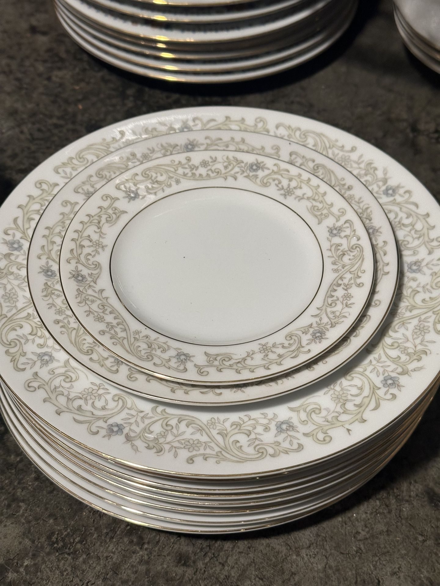 Floral Dessert, Salad & Dinner Plates With Gold Rim