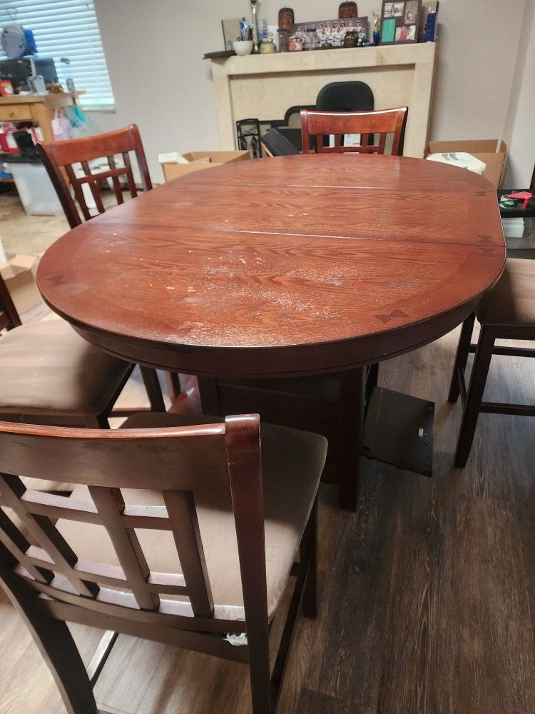 Dining Table And 5 Chairs