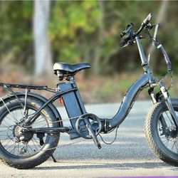Vtuvia E-bike-  Top Speed 35mph! 30-35 Miles of range