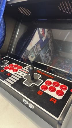 Nintendo Style Arcade Machine With Over 10,000 Games