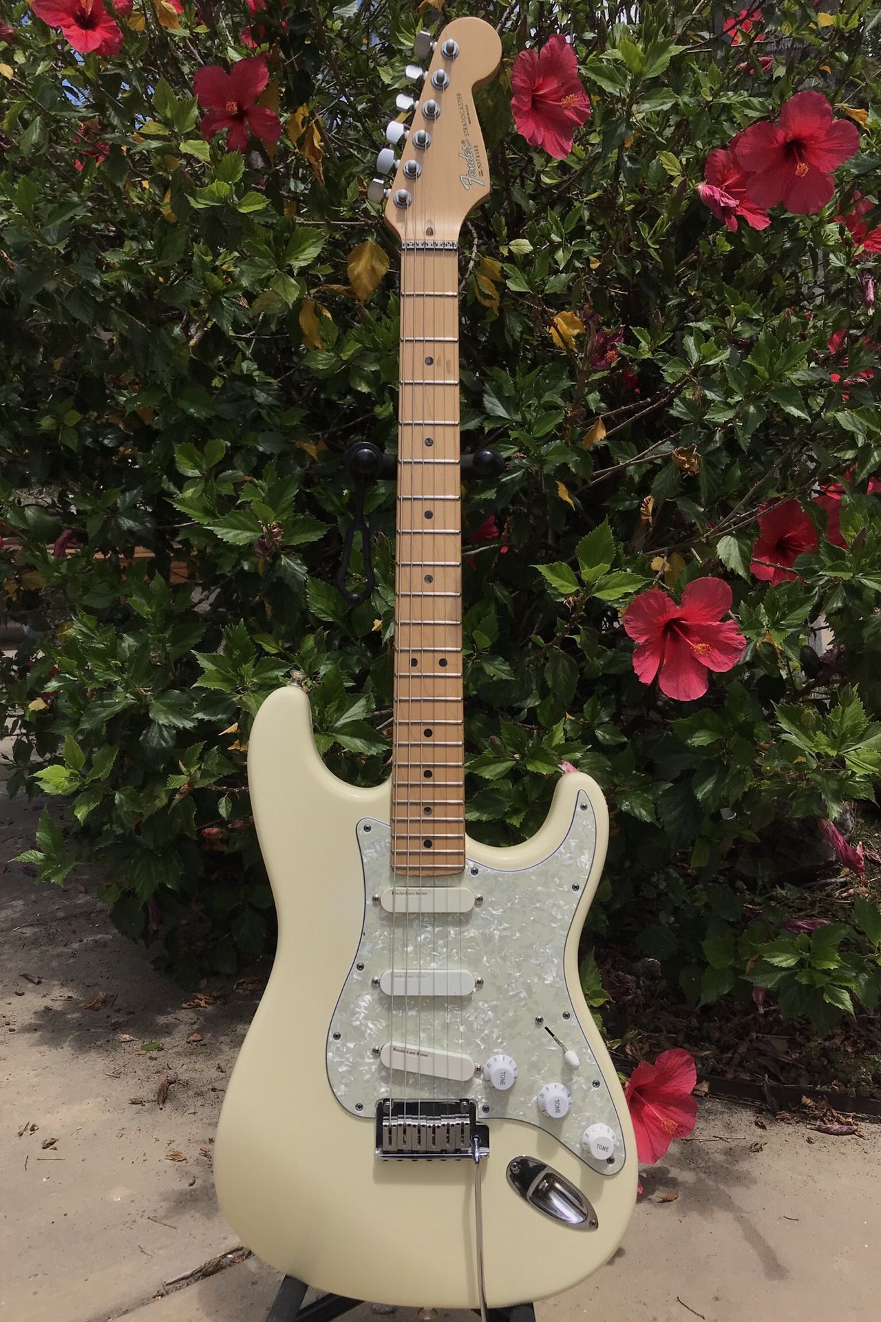 1993 Fender Stratocaster Strat Plus Deluxe guitar