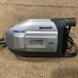 Panasonic Photo Shot Palmcorder VHSC Model PV-L453D New Battery