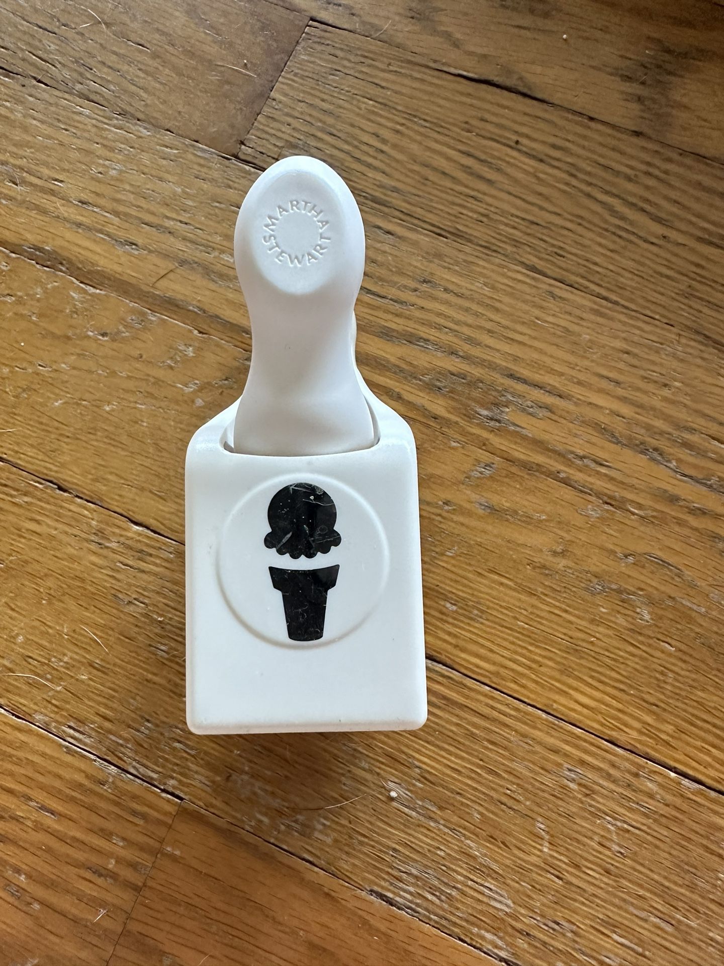 Paper Hole Punch