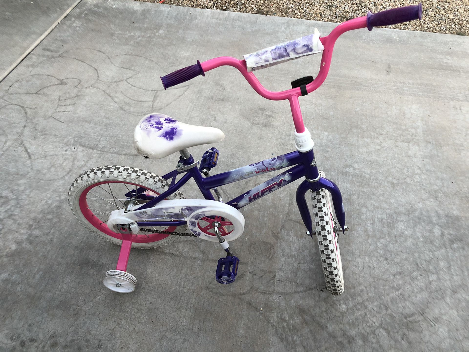 16” girls kids bike removable training wheels