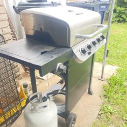 Charbroil 5 Burner Grill 