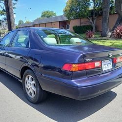 1999 Toyota Camry