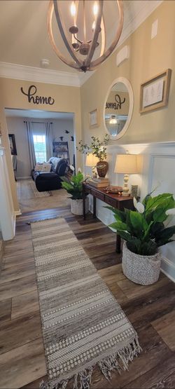 2 faux lilly plants