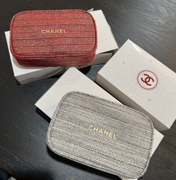 Chanel Makeup Bag 2022 for Sale in Pico Rivera, CA - OfferUp