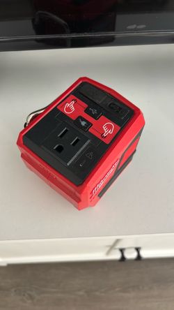 Milwauke portable charger
