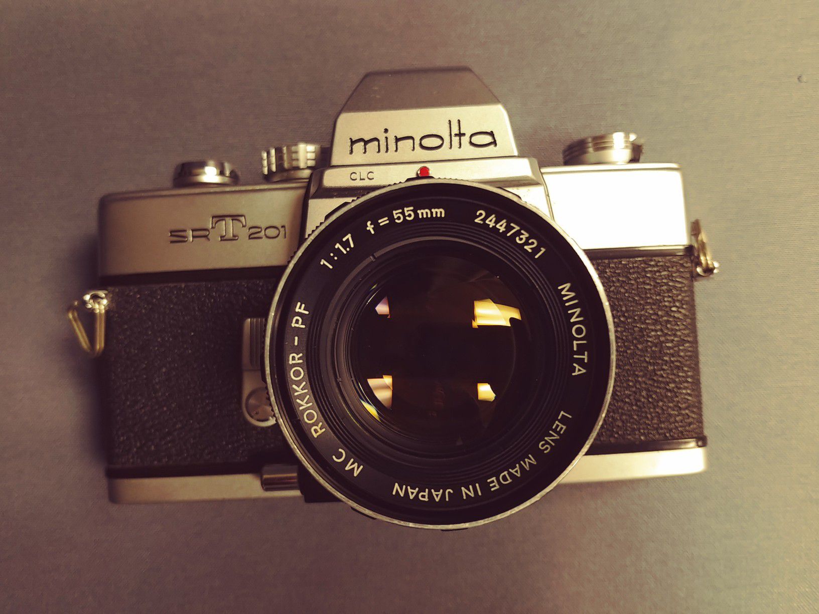 MINOLTA SRT 201 Film SLR Camera with MINOLTA ROKKOR-PF 55mm F1.7 Lens