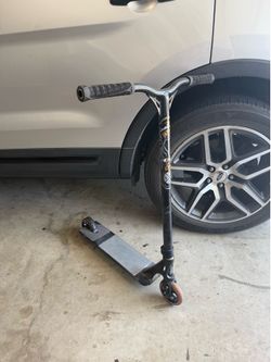 Envy Prodigy S8 Scooter