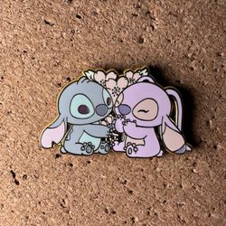 Stitch & Angel – Loungefly Disney Lilo & Stitch Floral Pin - BoxLunch