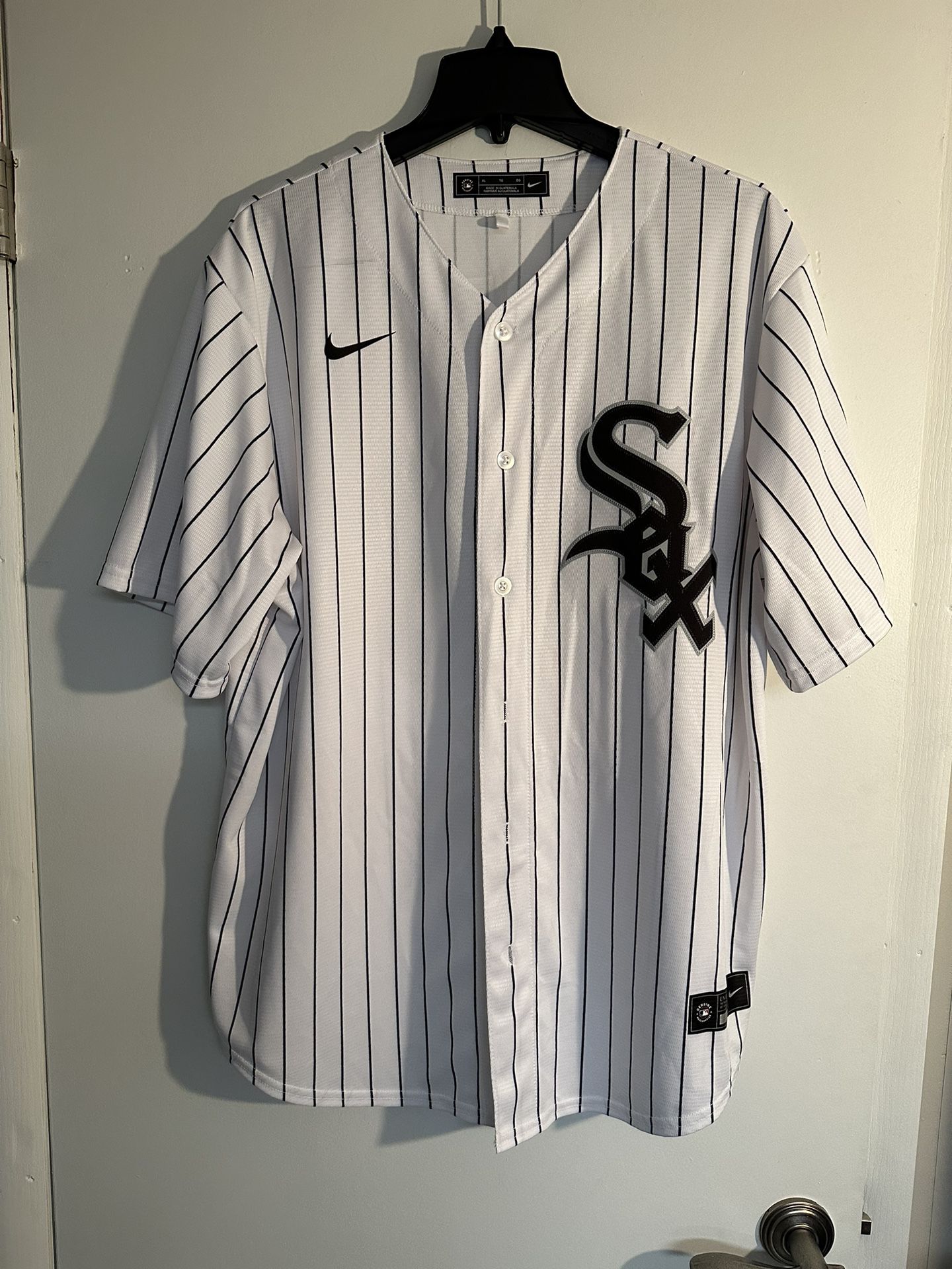 Chicago White Sox Luis Robert #88 Nike Jersey - XL for Sale in Chicago, IL  - OfferUp