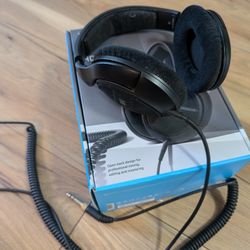 Sennheiser HD 400 Pro Headphones 2020s - Black