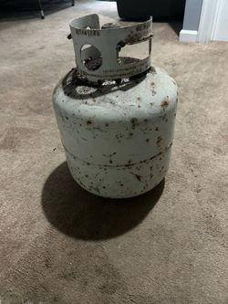 Full used propane tank