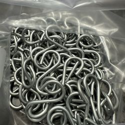100 PIECES HOOKS 2”