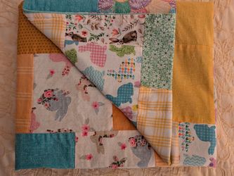 NEW HANDMADE EASTER/SPRING BABY/ TODDLER QUILT IN COTTON WITH SOFT FLANNEL BACKING