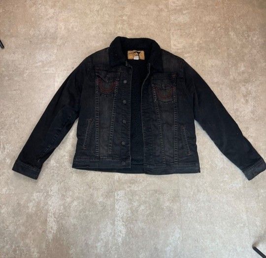 True Religion Trucker Sherpa XL in Black & Red